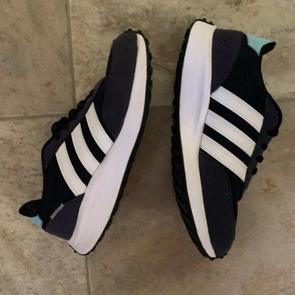 adidas big kid - Picture 2 of 4